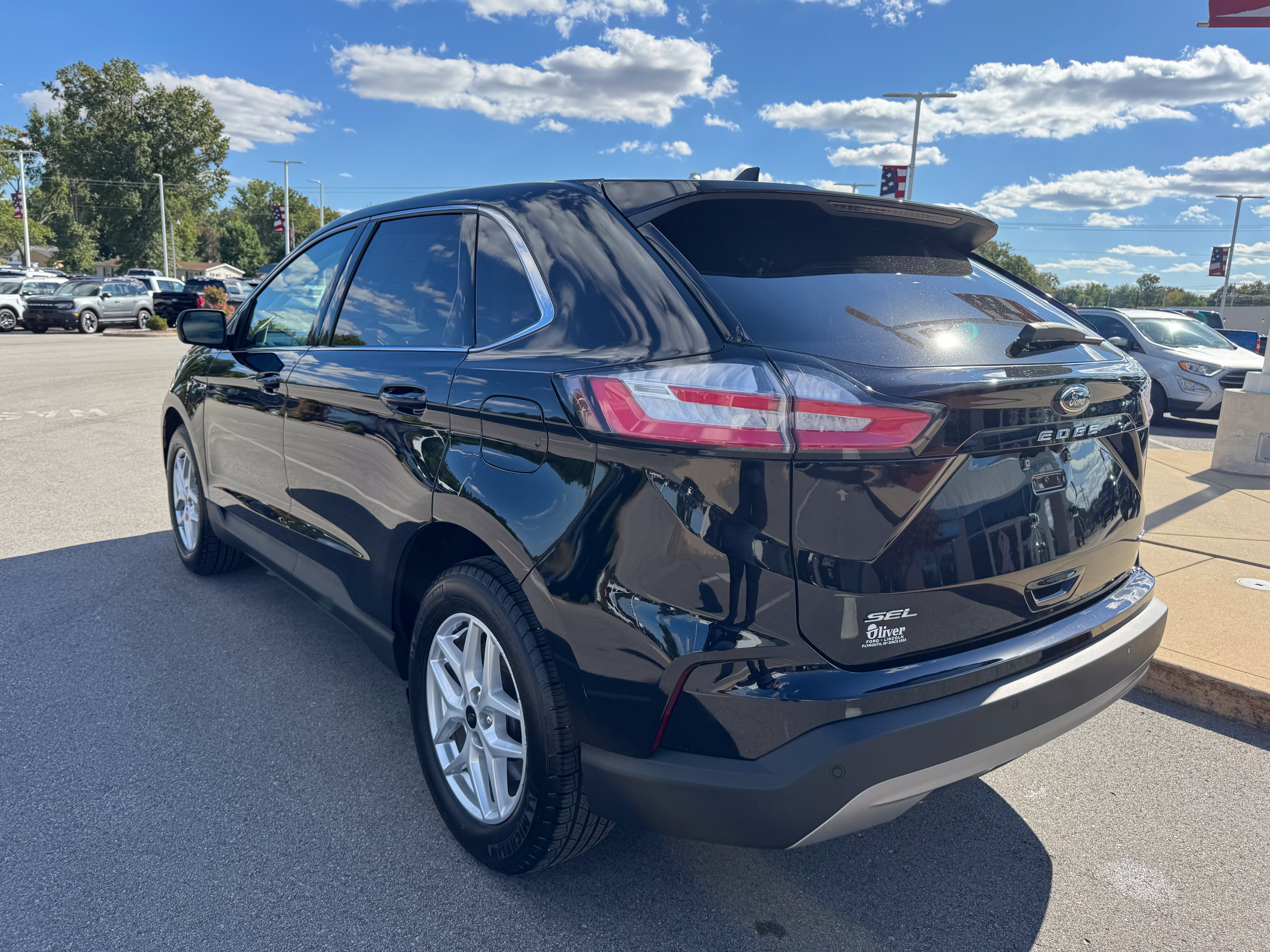 Used 2024 Ford Edge SEL w/ Convenience Package AWD/4WD image 5