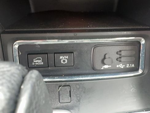 Used 2020 Subaru Ascent Limited w/ Technology Package image 16