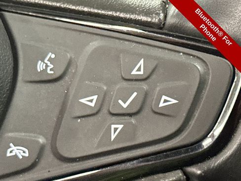 Used 2022 Chevrolet Equinox RS image 34