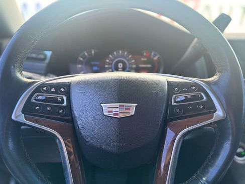 Used 2019 Cadillac Escalade ESV Luxury AWD/4WD image 42