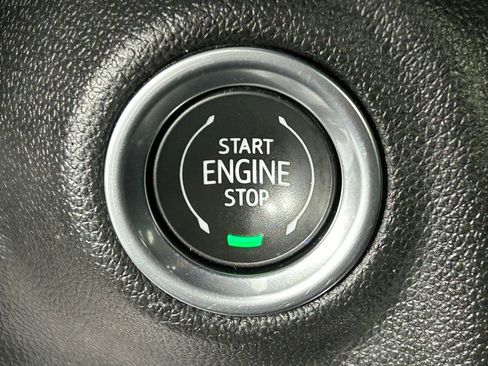 Used 2020 GMC Sierra 2500 AT4 w/ AT4 Premium Package AWD/4WD image 24