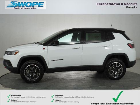 New 2026 Jeep Compass Trailhawk w/ Sun, Sound & Navigation Group image 6