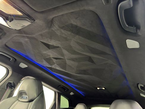 Used 2024 BMW XM image 12