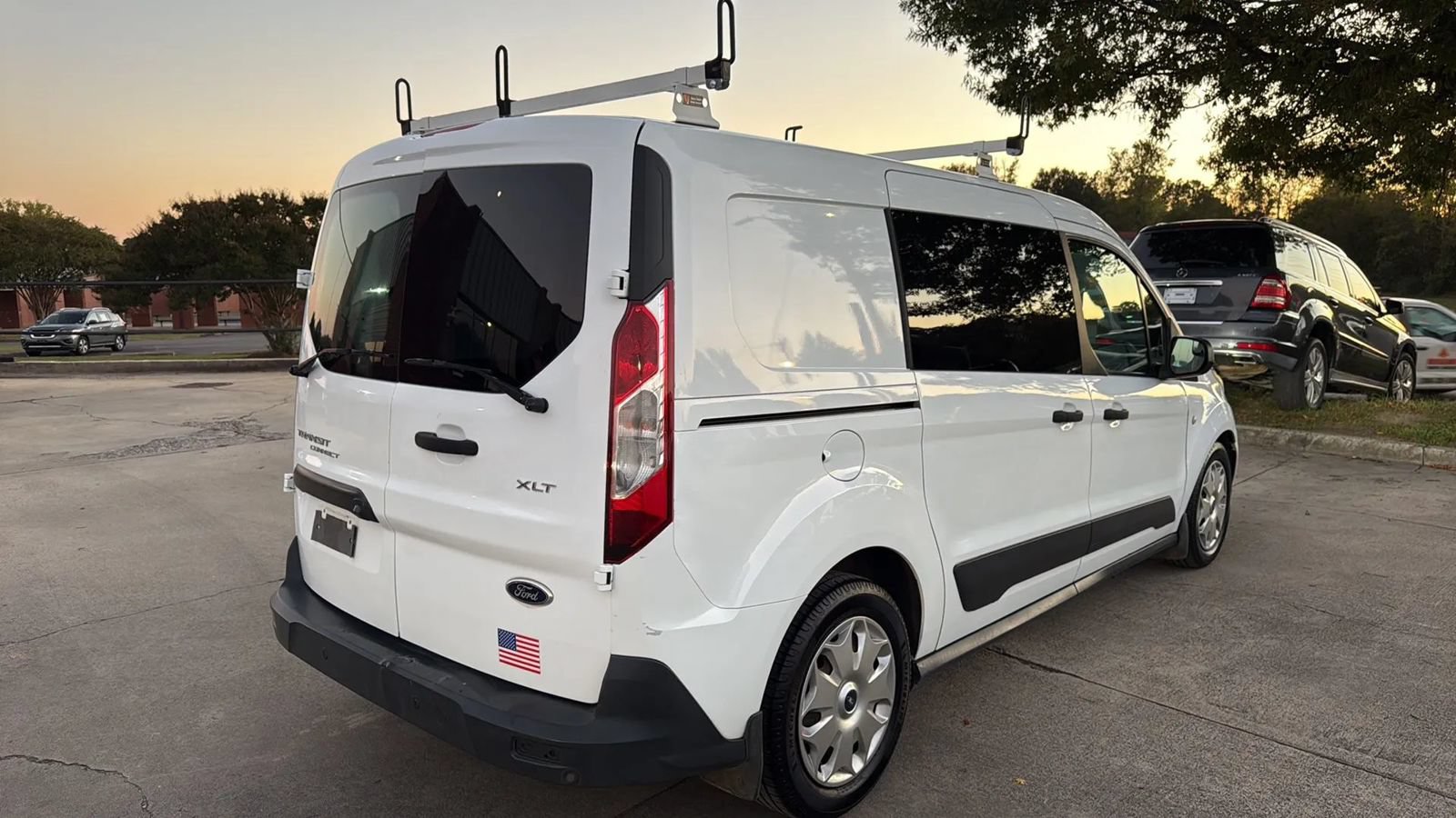 Used 2018 Ford Transit Connect XLT FWD image 5