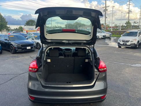 Used 2017 Ford Focus SE image 33