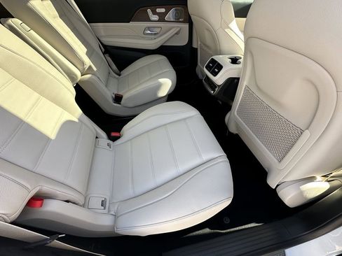 New 2026 Mercedes-Benz GLS 450 4MATIC image 18