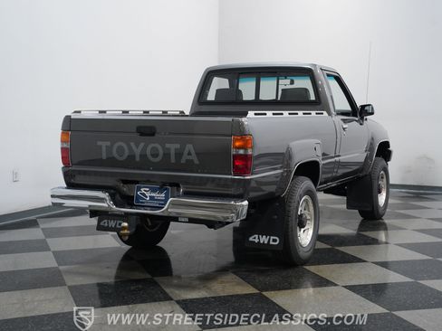 Used 1987 Toyota Pickup 4x4 Regular Cab image 12
