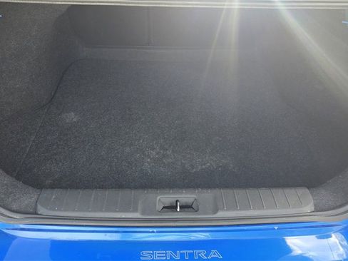 Used 2021 Nissan Sentra SV image 10