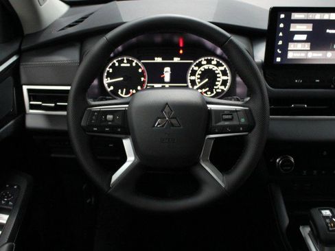 New 2026 Mitsubishi Outlander Trail Edition image 21