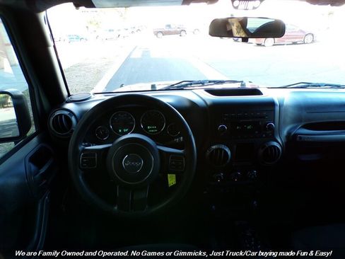 Used 2015 Jeep Wrangler Unlimited Sport image 31