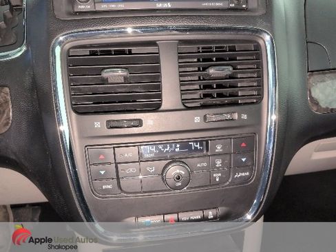 Used 2011 Dodge Grand Caravan Crew image 20