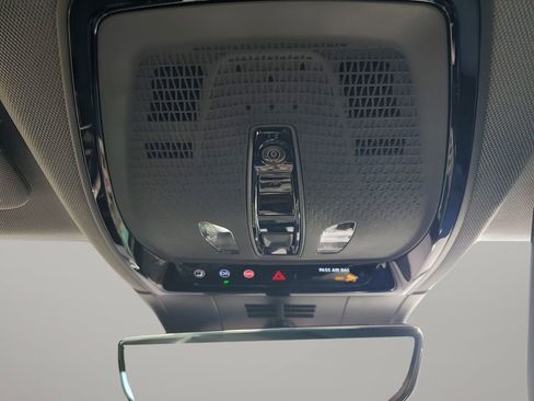 New 2026 Cadillac Optiq Luxury 1 image 42