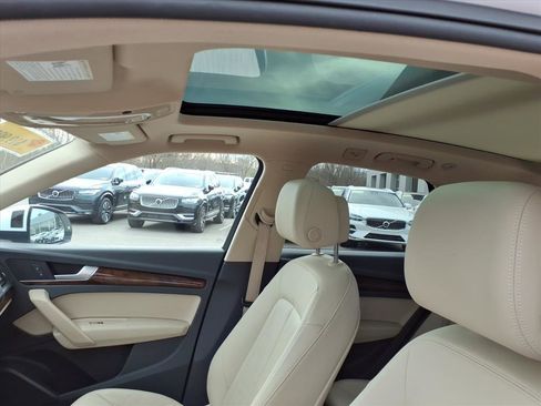 Used 2018 Audi Q5 2.0T Premium Plus w/ Premium Plus Package image 11