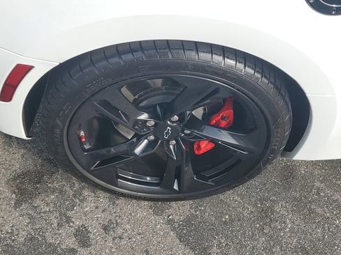 Certified 2024 Chevrolet Camaro SS RWD image 5