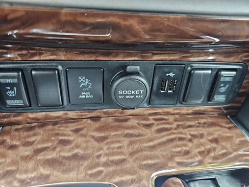 Used 2020 Nissan Armada SL w/ Premium Package image 27