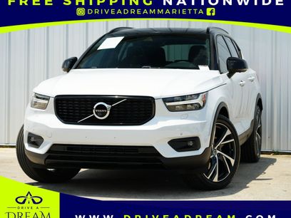 Used 2021 Volvo XC40 T4 R-Design