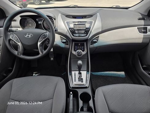 Used 2013 Hyundai Elantra GLS w/ Preferred Pkg FWD image 11