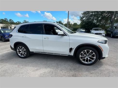 Used 2025 BMW X5 xDrive50e image 30