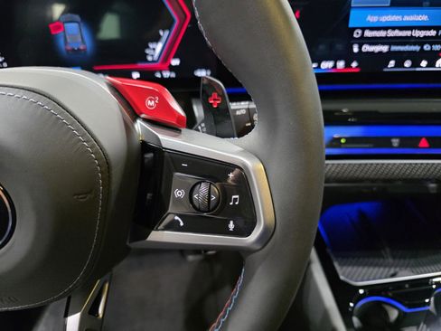 Used 2025 BMW M5 Touring image 17