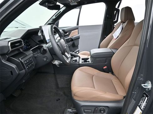 New 2025 Toyota 4Runner Limited image 12