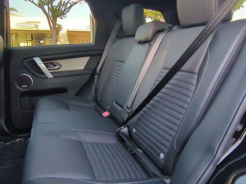 New 2026 Land Rover Discovery Sport Landmark image 23