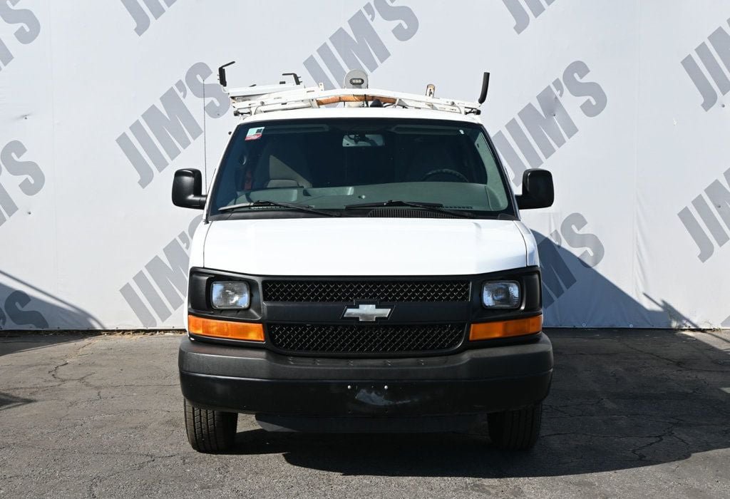 Used 2013 Chevrolet Express 2500 RWD image 2