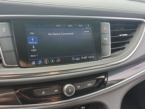 Used 2020 Buick Enclave Essence w/ Sound and Sites Package image 31