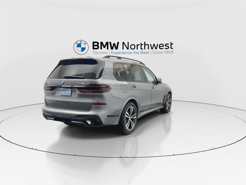 New 2026 BMW X7 xDrive40i w/ M Sport Package image 4
