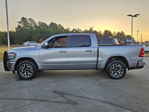 Used 2025 RAM 1500 Laramie image 5