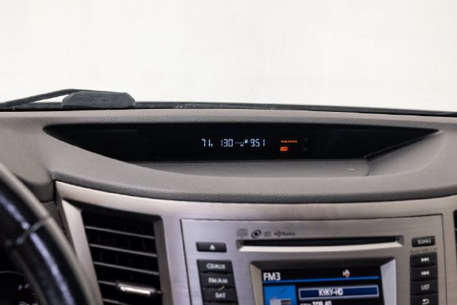 Used 2014 Subaru Outback 2.5i Premium AWD/4WD image 14