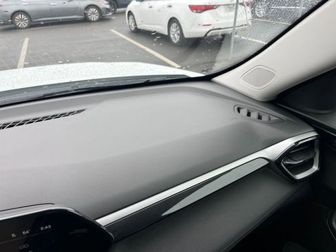 Used 2025 Chevrolet TrailBlazer LT image 33