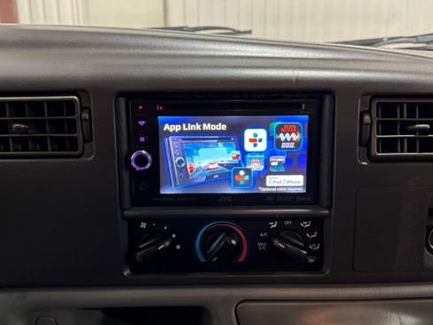 Used 2002 Ford F250 XLT image 19