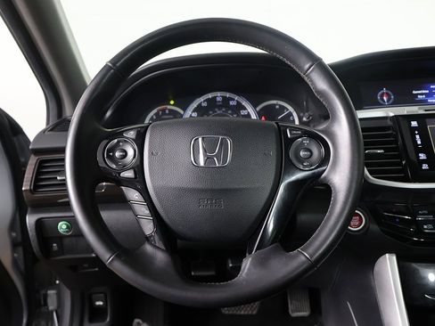 Used 2017 Honda Accord EX-L image 31