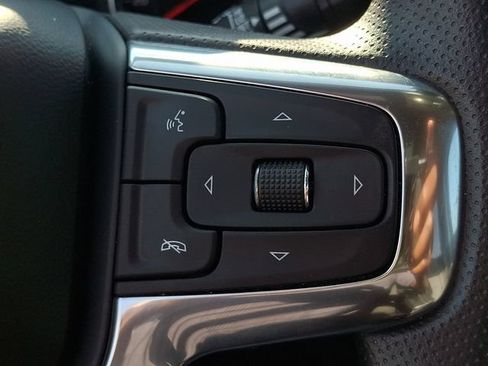 Used 2023 Chevrolet Blazer LT w/ Convenience Package FWD image 17
