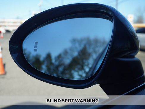 Used 2019 Porsche Cayenne E-Hybrid image 7