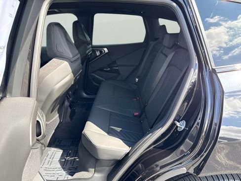 New 2026 BMW X3 xDrive30 w/ Premium Package image 25