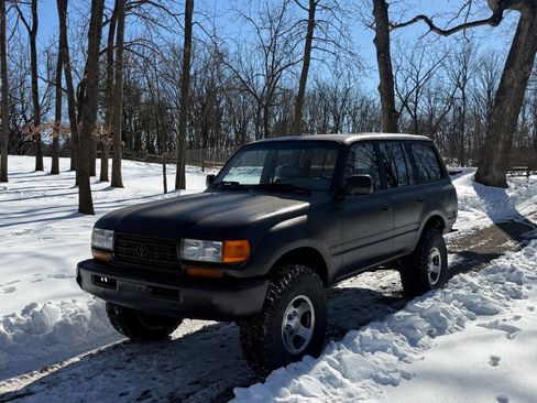 Used 1996 Toyota Land Cruiser image 9