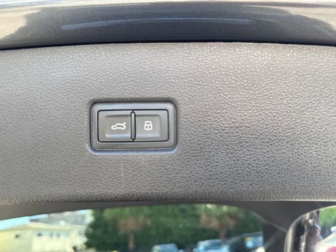 Used 2022 Audi Q5 2.0T Premium Plus image 33