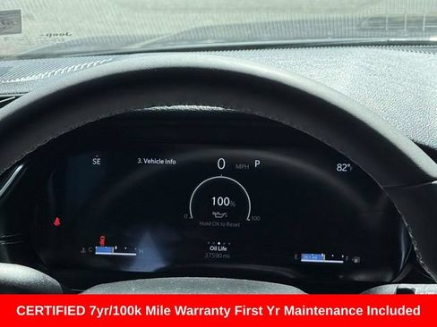 Certified 2025 Jeep Grand Cherokee Altitude AWD/4WD image 19