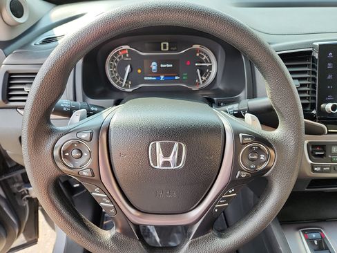 Used 2023 Honda Ridgeline Sport image 19