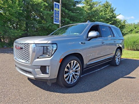 Certified 2023 GMC Yukon Denali w/ Denali Reserve Package image 3