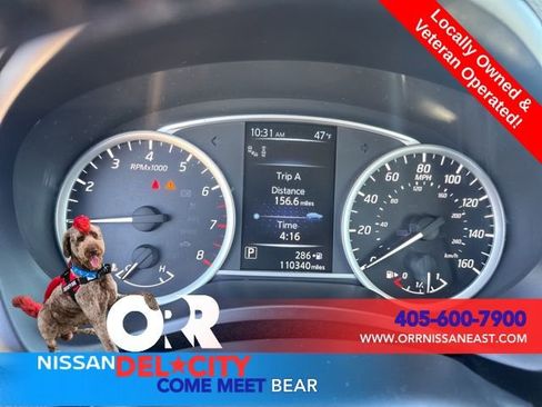 Used 2017 Nissan Sentra SR w/ SR Premium Technology Package image 21