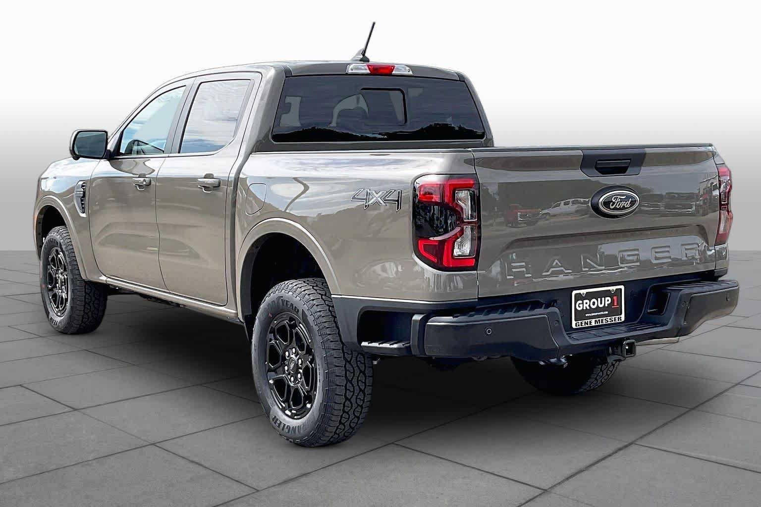 New 2026 Ford Ranger Lariat w/ Black Appearance Package AWD/4WD image 12