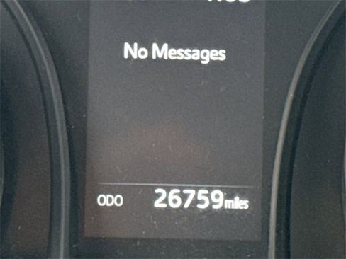 Used 2024 Toyota Camry SE image 15