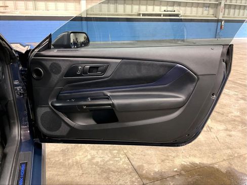 Used 2025 Ford Mustang Dark Horse RWD image 12