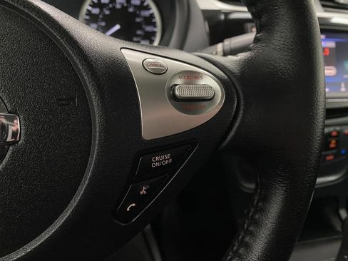 Used 2019 Nissan Sentra SV image 17