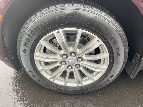 Used 2017 Cadillac XT5 Luxury image 12