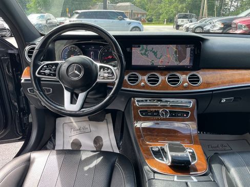 Used 2019 Mercedes-Benz E 300 image 13