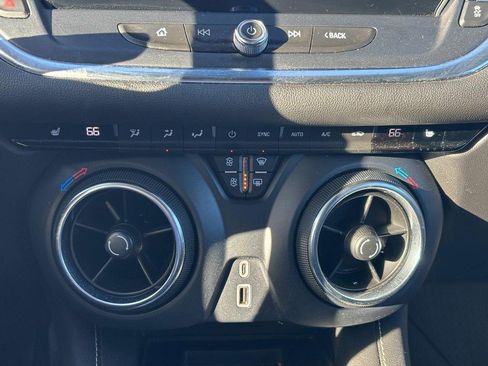 Certified 2024 Chevrolet Blazer LT w/ Convenience Package image 23