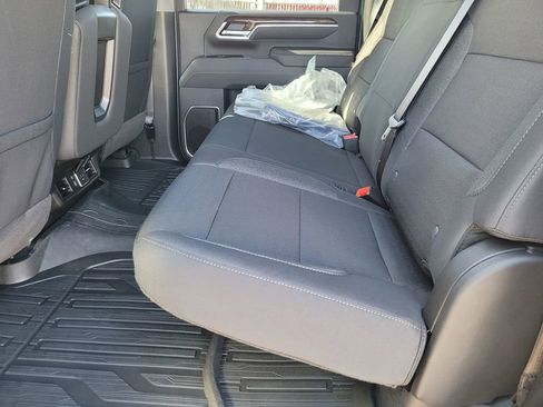 New 2026 GMC Sierra 2500 SLE w/ SLE Value Package; AWD/4WD image 8